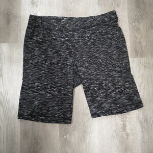 Livi Active Ladies Size 18/20 Black/Grey Elastic Waist Athletic Workout Shorts